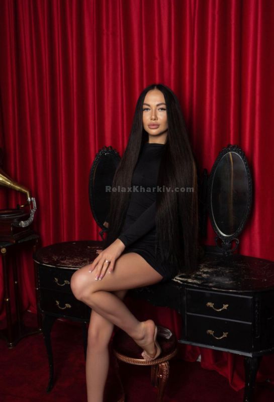 Kharkiv escort : Lola - photo 3