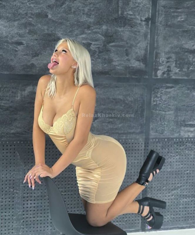 Проститутки Харькова : Адель - фото 1
