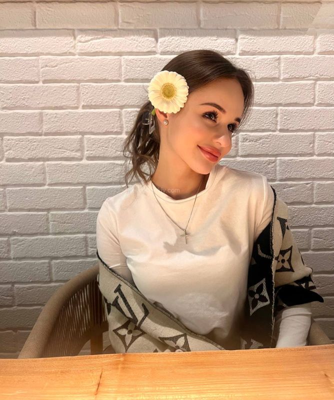 Kharkiv escort : Olya - photo 3