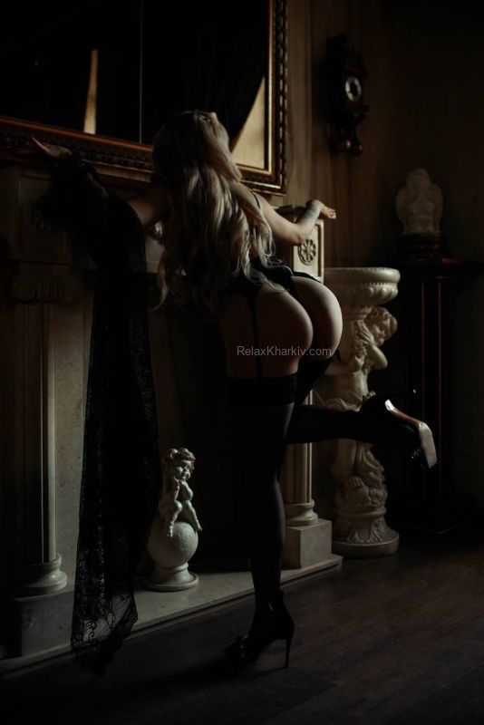 Kharkiv escort : Blondinka - photo 1
