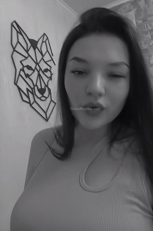 Kharkiv escort : Kamilla - photo 1